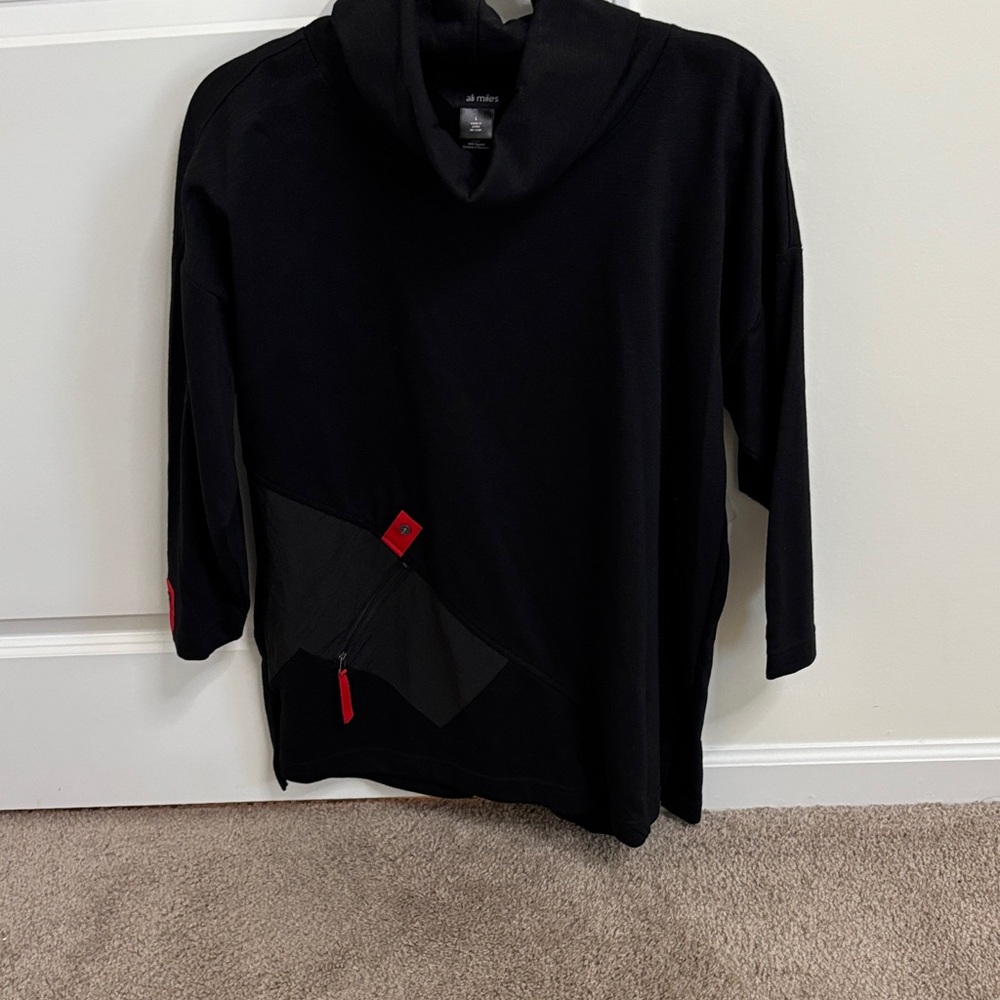 Ali Miles Black Garment